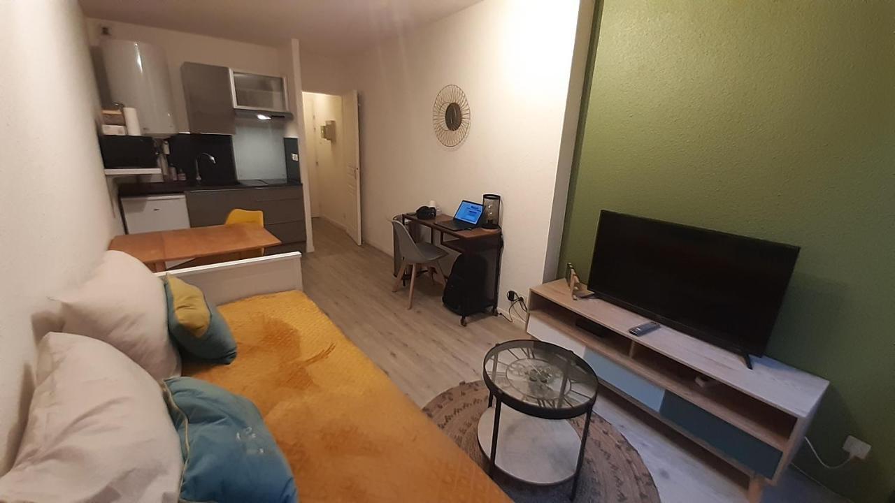 Studio 202 Au 15 Rue Battant A Μπεζανσόν Εξωτερικό φωτογραφία